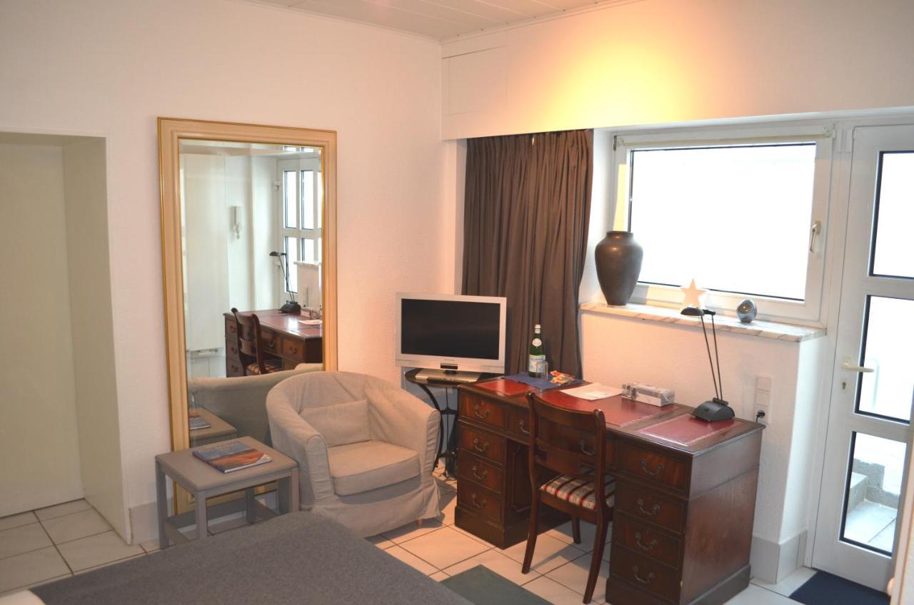 Habitación en casa particular Av No.1 Düsseldorf